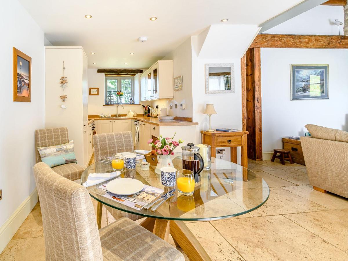 Cottage Anton Fylingdales Экстерьер фото
