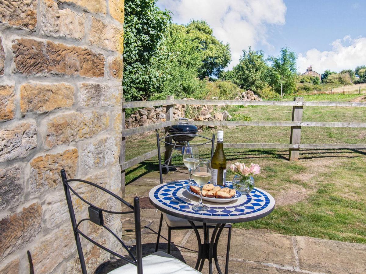 Cottage Anton Fylingdales Экстерьер фото